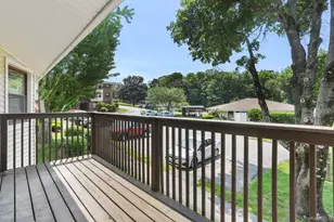 34 Warwick Pl, Yorktown Heights, NY 10598 - Photo 10