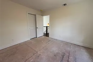 247 N Dunton Ave, Patchogue, NY 11772 - Photo 22