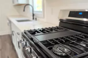 247 N Dunton Ave, Patchogue, NY 11772 - Photo 10