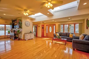 9 Lake Dr, Middle Island, NY 11953 - Photo 6