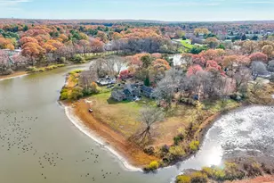 9 Lake Dr, Middle Island, NY 11953 - Photo 44