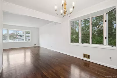 23 Tiffany Lane, Smithtown, NY 11787 - Photo 12