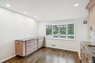 23 Tiffany Ln, Smithtown, NY 11787 - Photo 16