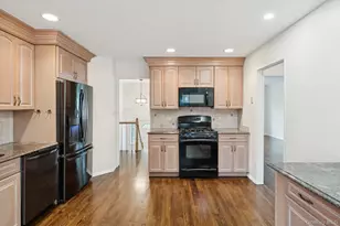 23 Tiffany Ln, Smithtown, NY 11787 - Photo 14