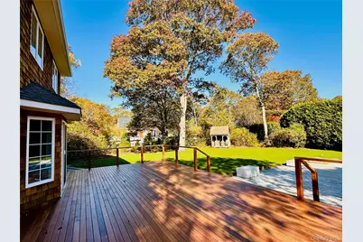 10 Ginny Lane, Hampton Bays, NY 11946 - Photo 28