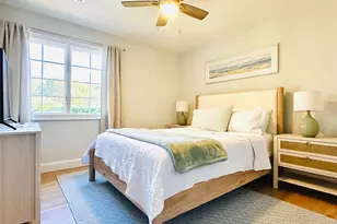 10 Ginny Ln, Hampton Bays, NY 11946 - Photo 14