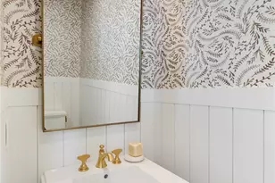 148 Celine Ln, Yaphank, NY 11980 - Photo 8