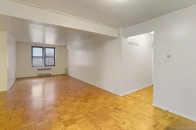 88-30 182nd Street #1H, Hollis, NY 11423 - Photo 4