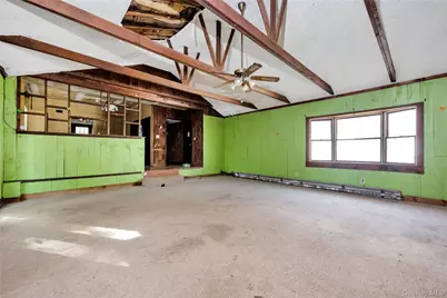 73 Peterson Place, Lynbrook, NY 11563 - Photo 24