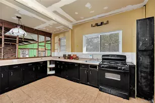 73 Peterson Pl, Lynbrook, NY 11563 - Photo 18