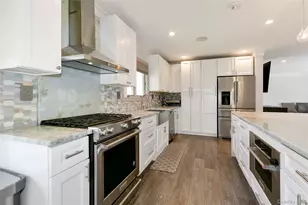 22 Olive St, Great Neck, NY 11020 - Photo 10