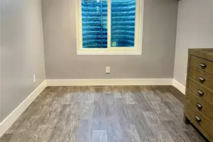 22 Olive St, Great Neck, NY 11020 - Photo 30