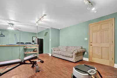 2247 Mickle Avenue, Bronx, NY 10469 - Photo 24