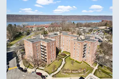 5621 Netherland Avenue #5C, Bronx, NY 10471 - Photo 10