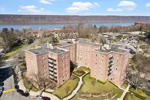 5621 Netherland Ave, Bronx, NY 10471 - Photo 10