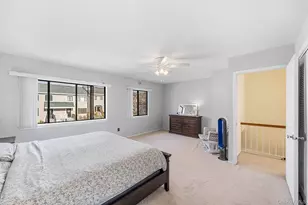 28 Berry Ct, New York, NY 10309 - Photo 16