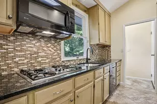 36 Capt Honeywells Rd, Ardsley, NY 10502 - Photo 14