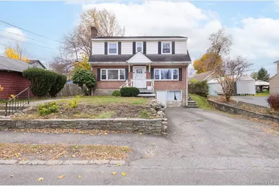 5 W Stone Street #1st FL, Newburgh, NY 12550 - Photo 1