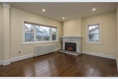 5 W Stone Street #1st FL, Newburgh, NY 12550 - Photo 4