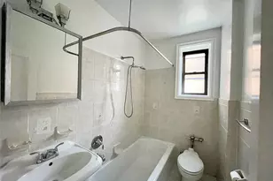 321 Larchmont Acres W, Larchmont, NY 10538 - Photo 8