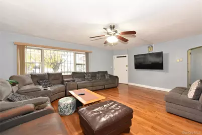 407 Second St Street, Elmont, NY 11003 - Photo 6