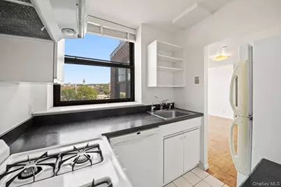 23 Water Grant Street #11C, Yonkers, NY 10701 - Photo 6