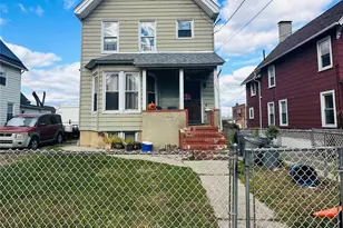 555 Delafield Ave, New York, NY 10310 - Photo 2