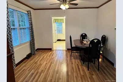 517 Flint Street, Greenport, NY 11944 - Photo 8