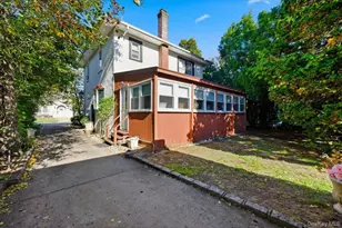 1053 Quentin Pl, Woodmere, NY 11598 - Photo 22