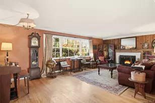 8 Old Wood Rd, Stony Brook, NY 11790 - Photo 2