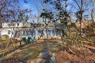 8 Old Wood Rd, Stony Brook, NY 11790 - Photo 26