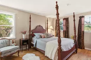 8 Old Wood Rd, Stony Brook, NY 11790 - Photo 14