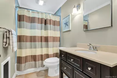 5 Cody Avenue, Glen Head, NY 11545 - Photo 22