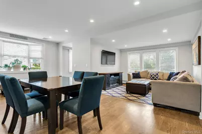 5 Cody Avenue, Glen Head, NY 11545 - Photo 8