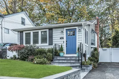 5 Cody Avenue, Glen Head, NY 11545 - Photo 2