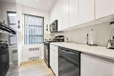 26-25 141 Street #5C, Flushing, NY 11354 - Photo 12