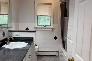 1010 Brent Dr, Wantagh, NY 11793 - Photo 10