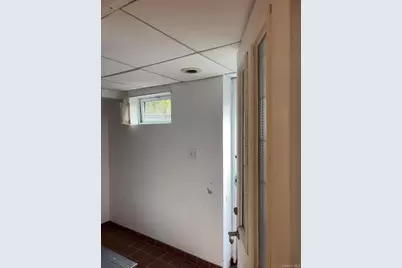 1010 Brent Drive, Wantagh, NY 11793 - Photo 28