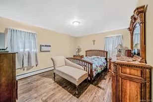 27 Kenwood Dr, Bohemia, NY 11716 - Photo 10