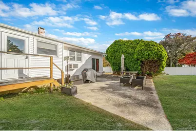 27 Kenwood Drive, Bohemia, NY 11716 - Photo 20