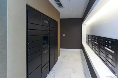 241-15 Northern Boulevard #2I, Little Neck, NY 11362 - Photo 8