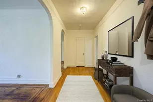 109-14 Ascan Ave, Forest Hills, NY 11375 - Photo 6