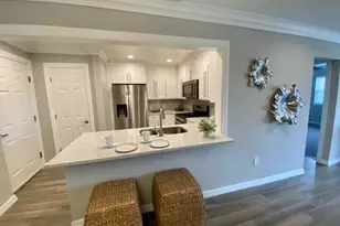 30 Westwood Dr, Westbury, NY 11590 - Photo 2