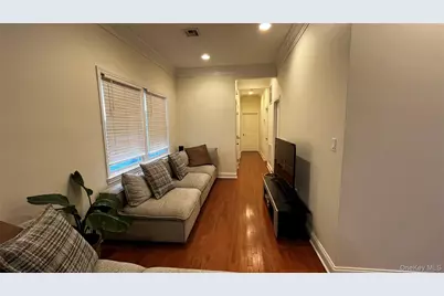 137 W Market Street, Long Beach, NY 11561 - Photo 4