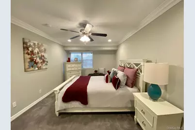 65 Westwood Drive #100, Westbury, NY 11590 - Photo 8