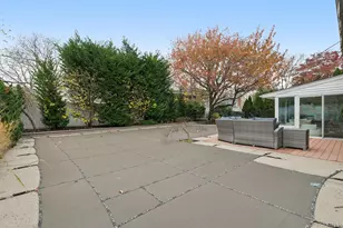 5 Culver Ct, Melville, NY 11747 - Photo 40