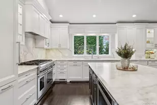 5 Culver Ct, Melville, NY 11747 - Photo 20