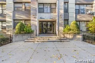 98-25 64th Rd, Rego Park, NY 11374 - Photo 12