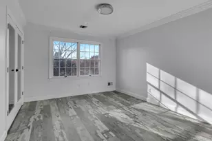 135 Elmwood Dr, Dix Hills, NY 11746 - Photo 20