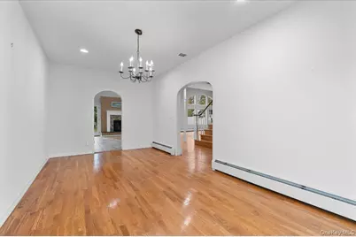 50 Birchwood Park Drive, Jericho, NY 11753 - Photo 6